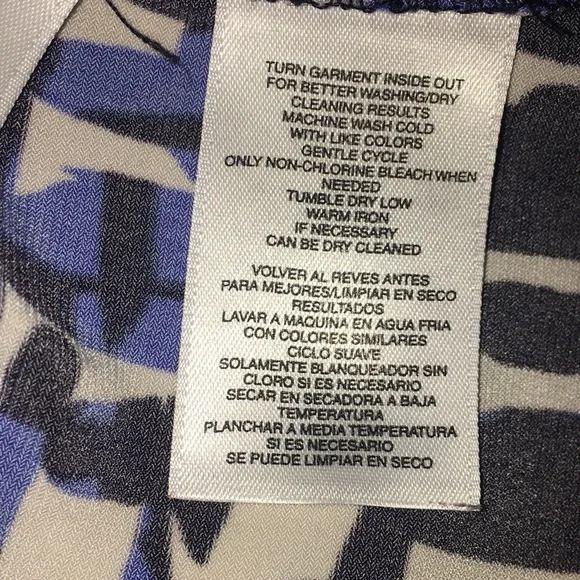 Evan Piccone Black Label Blue& Black Patterned Sleeveless Top - Picture 4 of 4